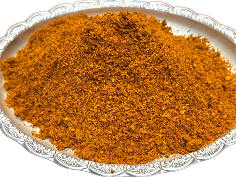 Arachuvitta Sambar Podi (Special Masala)