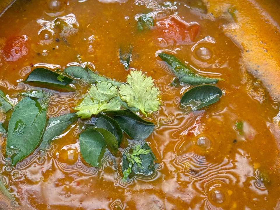 Arachuvitta Sambar Podi (Special Masala)