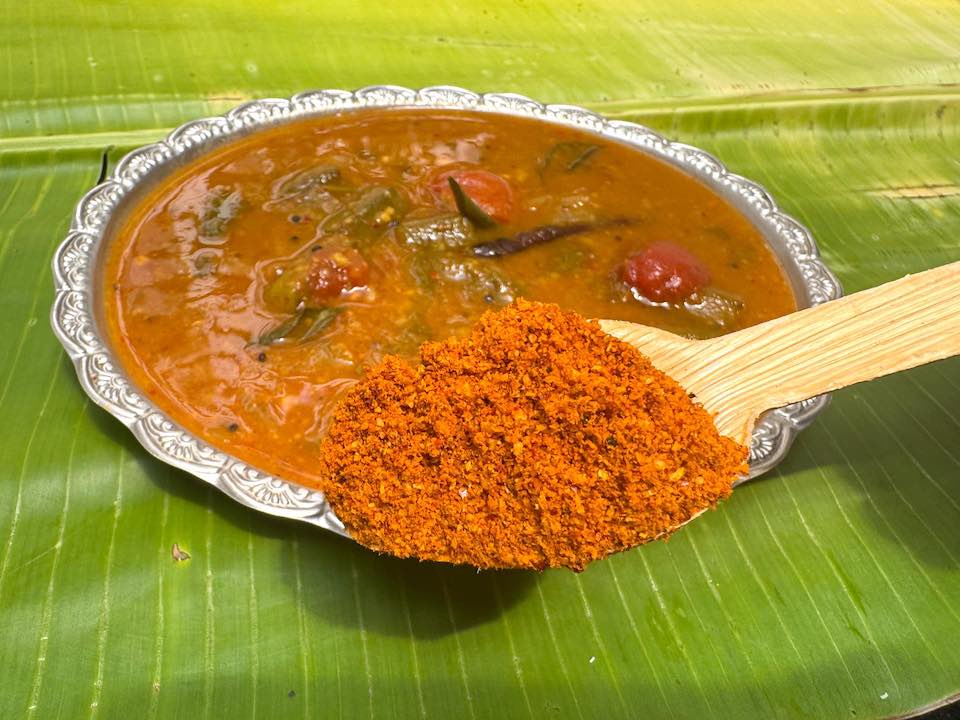 Arachuvitta Sambar Podi (Special Masala)