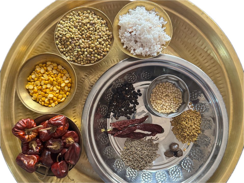 Arachuvitta Sambar Podi (Special Masala)