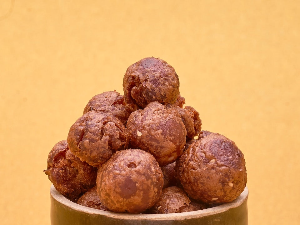 Vella Cheedai (Sweet Seedai)