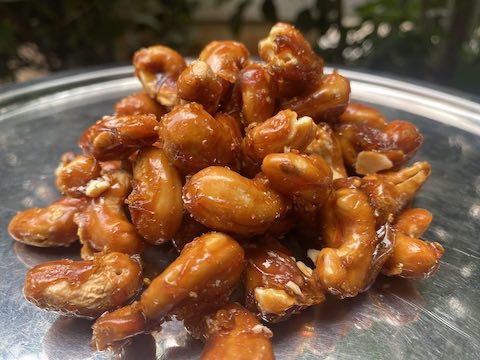 Jaggery Cashew