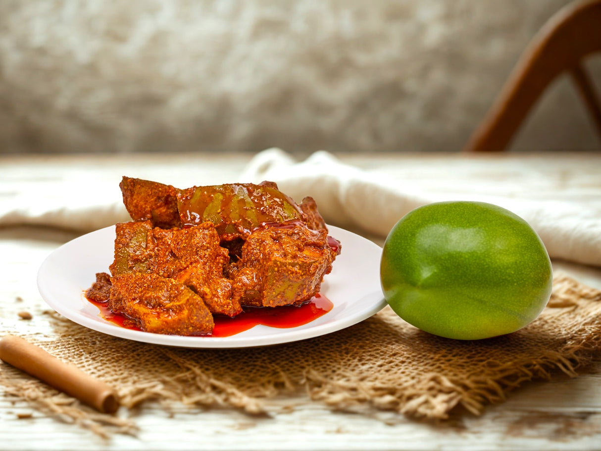 Avakkai Pickle (Raw Mango)