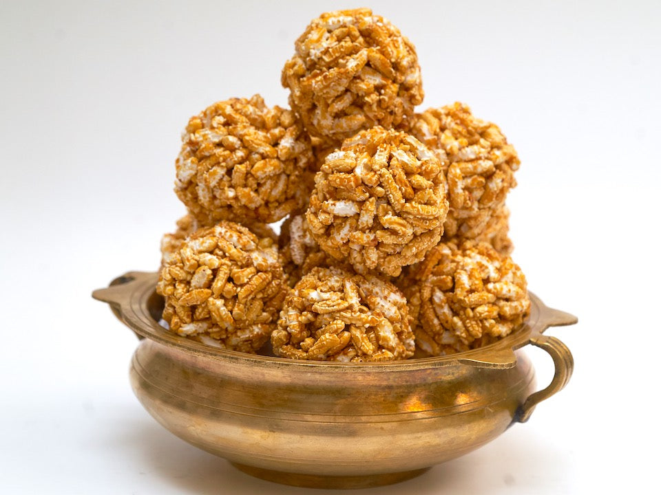 Nel Pori Urundai (Paddy Puffed Rice Jaggery Laddu)