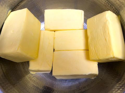 Butter Rava Laddu